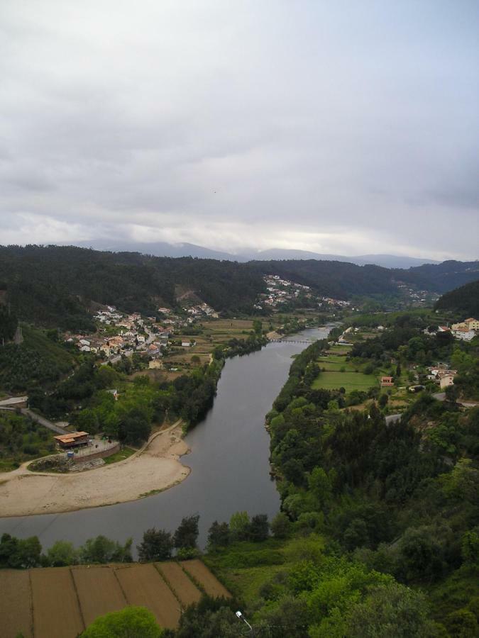 A Charming , Traditional Cottage At Quinta Da Ribeira 빌라 노바 드 포이아르스 외부 사진