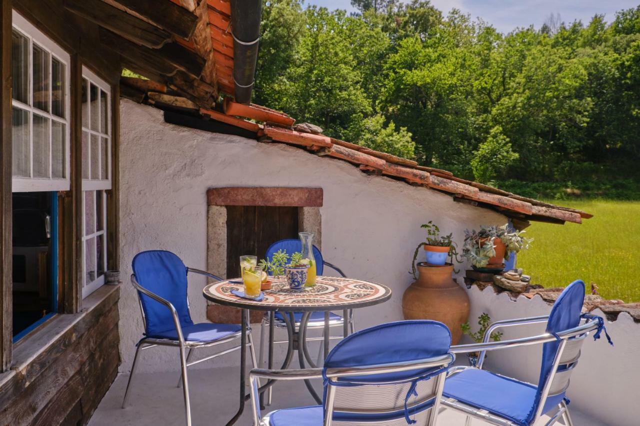 A Charming , Traditional Cottage At Quinta Da Ribeira 빌라 노바 드 포이아르스 외부 사진
